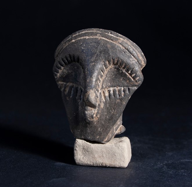Head of anthropomorphic figurine, terracotta, Neolithic period, Vinca culture, around 5000 - 4500 BC, found at remains of Neolithic settlement at Medvednjak archaeological site in vicinity of Smederevska Palanka, central Serbia. https://www.facebook.com/archeoserbia/photos/a.1495322884112799/2598988723746204/?comment_id=2599191617059248
