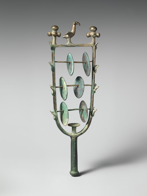 Sistrum (rattle),ca. 2300–2000 B.C, Early Bronze Age III. Central Anatolia, Hattian. © The Metropolitan Museum of Art.