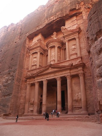 The Treasury (Khazneh), Petra (Jordan), 2nd century C.E. (photo: Packwood / Shand)